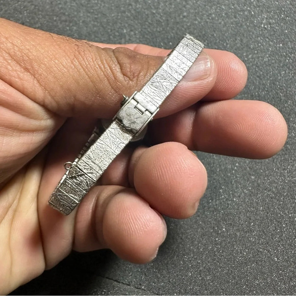 Vintage Hamilton Ladies Mechanical Wind Up Watch Silver Tone Blue Dial 10K R.G.P - Picture 4 of 9